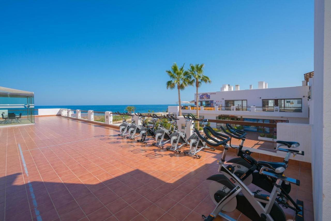 Maestro Apartment San Juan De Los Terreros Bagian luar foto
