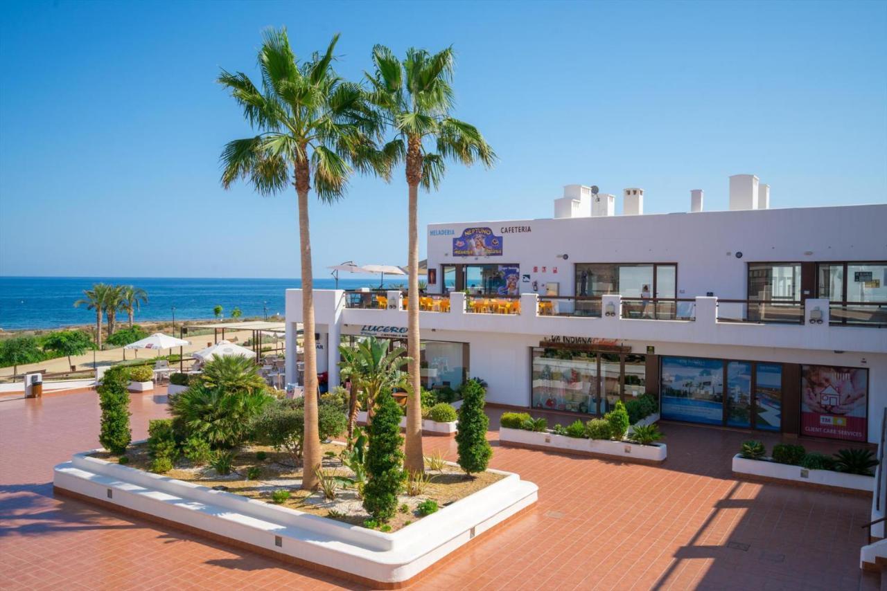 Maestro Apartment San Juan De Los Terreros Bagian luar foto